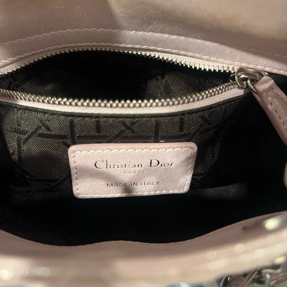 100% authentic Dior lady dior small 3 badges strap blush pink cream beige GHW - Picture 5 of 5